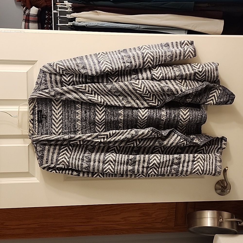 Lucky Brand Blue and White Patterned Cardigan